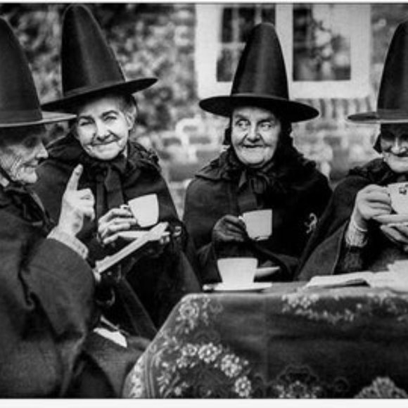 Halloween Costumes Theatre Props and More - Picture 10 of 16